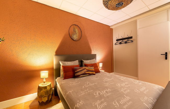 Luxury Apartment in Schin op Geul with Hot Tub & Sauna - Photo 8