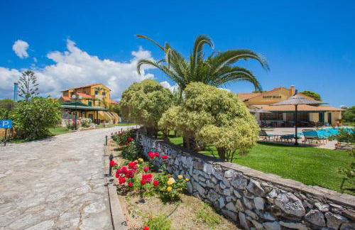 Sandy Beach Villas and Apartments - Photo 13