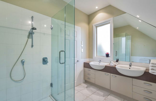 Castor Bay Home near Albany Sleeps 9 - Foto 43