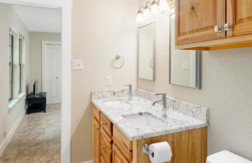 Hill Country Views and Patio Private Home - Foto 18