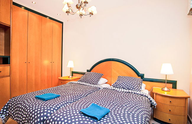 3 bedroom Apartment in Barcelona - Photo 10