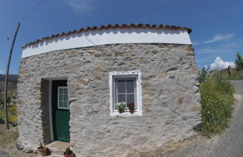 Palheiros da Ribeira - Foto 1