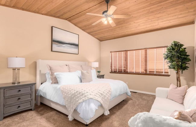 Amberwood Estate w 5 Showers Spa Mtn Views - Photo 24