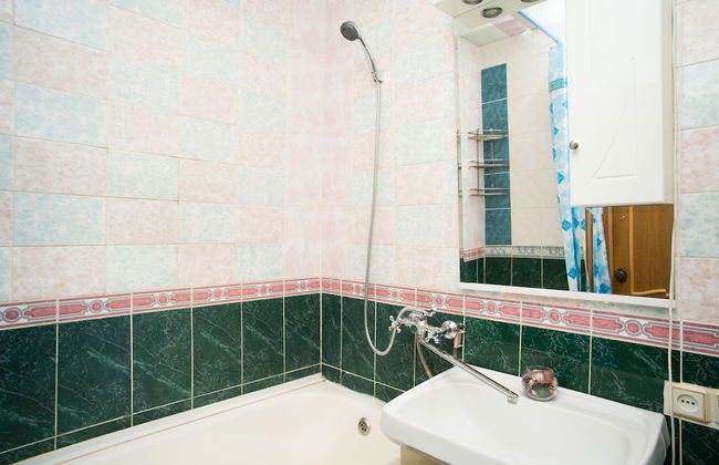 Prospekt 60 Balcony Apartment - Photo 8