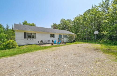 Charming and Scenic Gouldsboro Getaway with Patio! - Foto 3