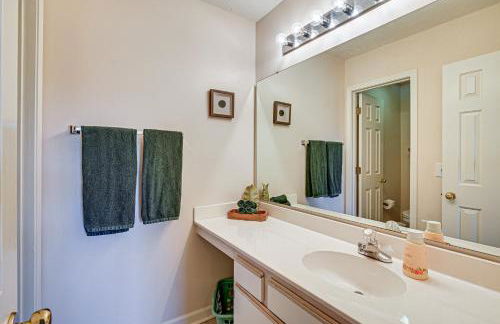 Pawleys Island Condo with Screened Porch and Golfing! - Foto 14