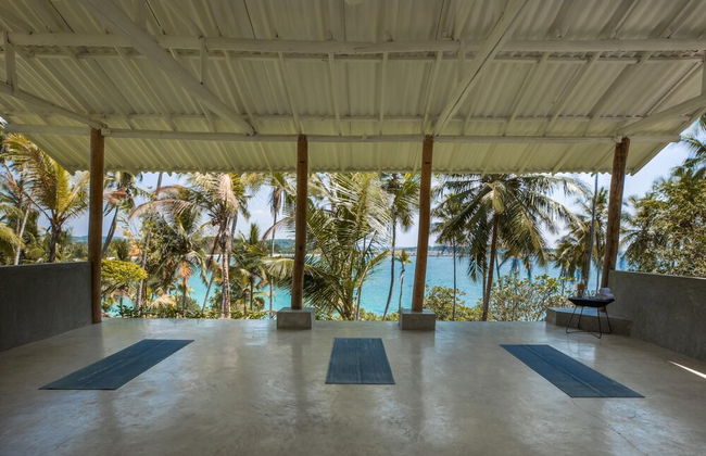 Spectacular Hilltop Beach Villa Located Next To A Surf Break - Photo 43