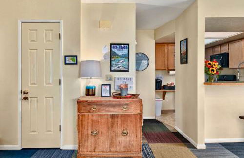 Alaskan Bohemian - Photo 13