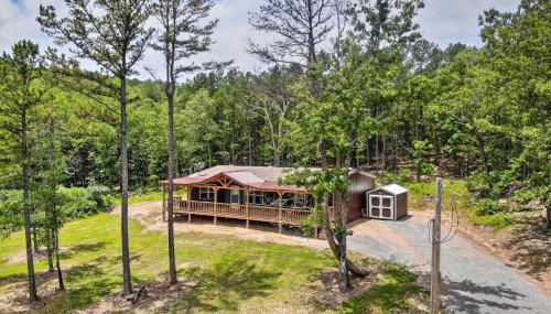 Updated Tuskahoma Cabin with Fire Pit and Deck! - Foto 3