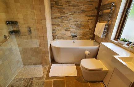 Swn Y Nant Lodge with hot tub Brecon - Foto 5