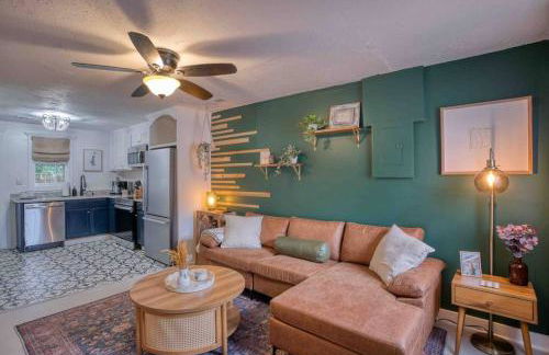 Castle Steet Retreat - The Rustic Whiskey - Foto 3