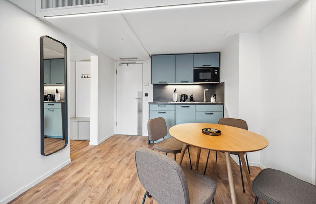 Limehome Basel Münzgasse - Foto 73