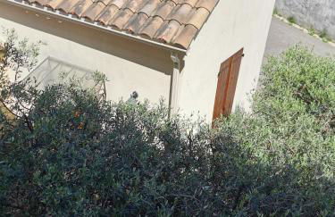 Les Gîtes sous l' Olivier en Camargue - Photo 40