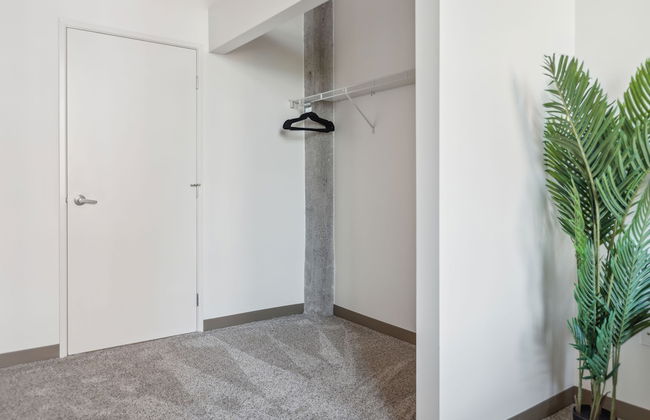 Historic Loft Retreat With Pool - Foto 30