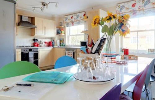 Norwich City Large Modern Home - Foto 5