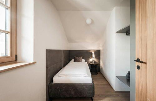 Schmitte am Sonnenwirtsplatz Eppan in South Tyrol, perfect starting point for bike and hike - Foto 79