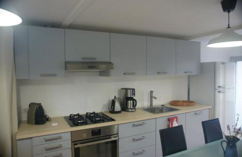 La Petite maison-Caluire 45 m2 - Foto 2