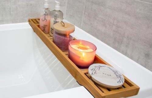 Spacious 4BR house, 2 en suites with garden & on-site parking - Foto 23