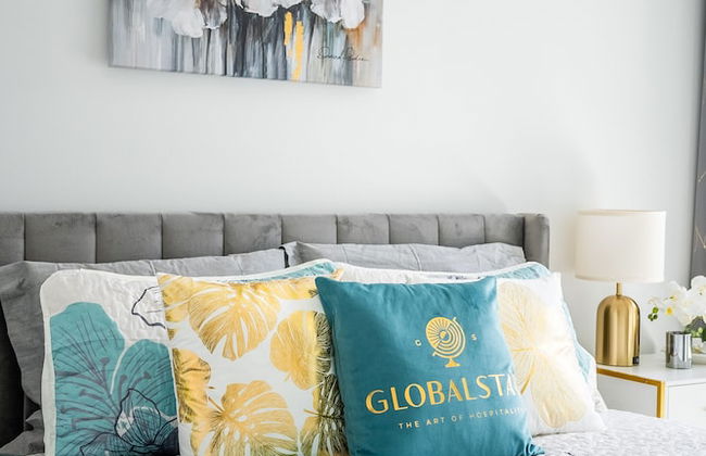 Modern Lillian Street Condos Midtown Toronto - Photo 9