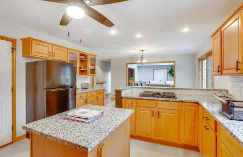 Game Room and Covered Patio Hummelstown Hideaway - Foto 12