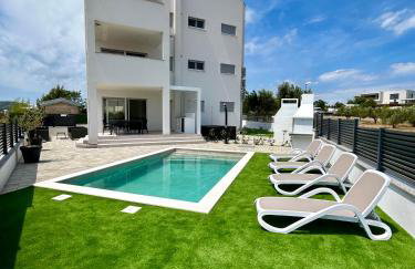 VILA VASILJ dein eigener Pool oder dein eigener Whirlpool mit Aussicht, dein Urlaub, deine Privatsphäre, deine Wahl - Photo 55