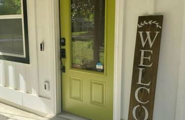 Cozy 2-bedroom Farmhouse with parking on premise - Foto 18