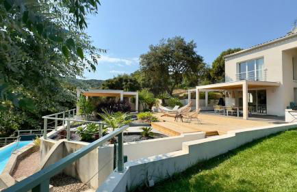 VillaSerenita Piscine chauffée, Jacuzzi, Pétanque - Foto 4