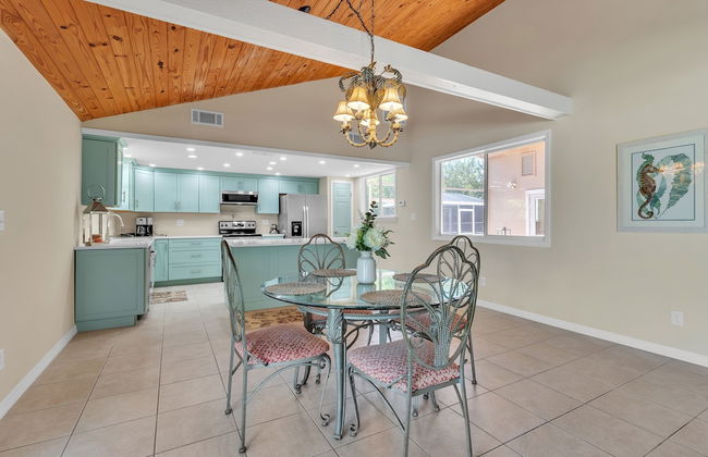 Tropical Oasis With Private Screened Hot Tub 2 Bedroom Home - Foto 22