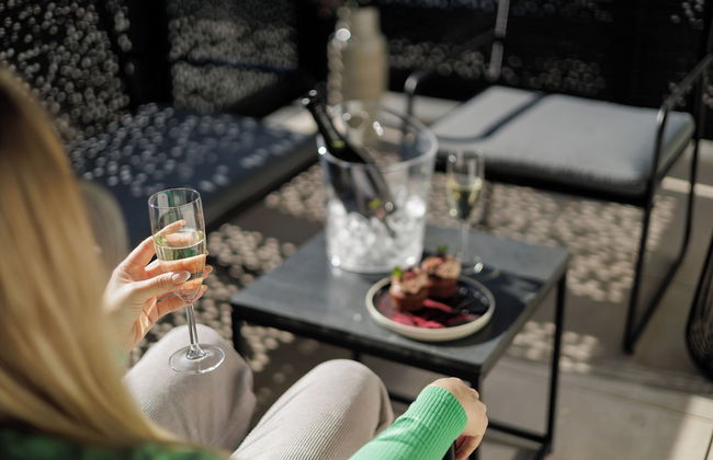 River Apartments - Photo 22