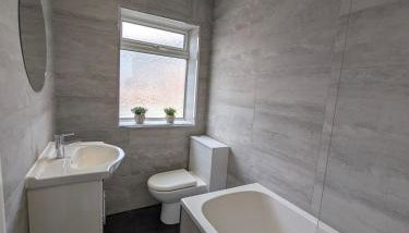 Family-Friendly 3-Bed House in Gateshead - Foto 4