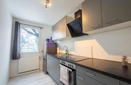 Monteurwohnung-fuer-5-Personen-mit-Balkon-Kueche-Ahrensburg-Naehe-Hamburg-AGRP1203 - Photo 8