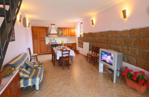 Romantic Farmhouse with Pool - Foto 22