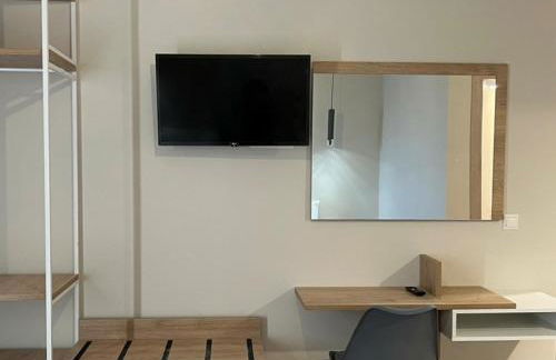 Mangata Seaside Hotel - Photo 17