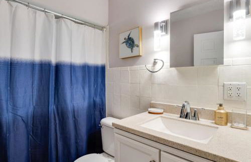 Near Family Fun! Centrally Located Indy Charmer - Foto 18