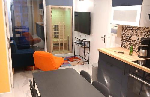 La Parenthèse Impériale Gare à 300 m Balnéo Sauna - Foto 11