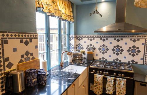 Belvoir Lodge - Sleeps 18 - Belvoir Castle - Photo 15