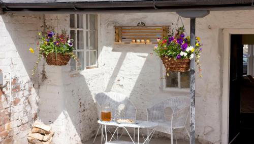Morton House Holiday Let Yorkshire Dales - One property 4 brm Farmhouse, 3brm Stable Block Sleeps 2-16 - Foto 5