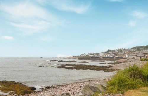 Fifie Cottage - Photo 3