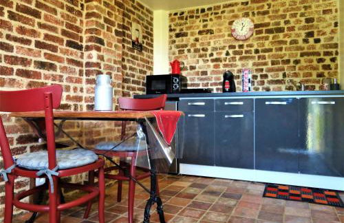 Le Lavoir Secret - hébergement atypique dans un joli cadre bucolique - Foto 22