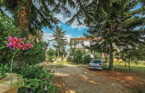 Beautiful Apartment In Umag With Wifi - Foto 9