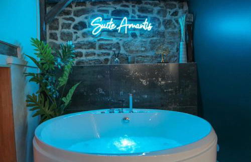 Suite Luxueuse Jacuzzi SUITE AMANTIS By Noma - Foto 5