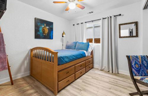 Mile to Beach! Private, Family & Pet Friendly Oasis! Pool Table & Hot tub! - Photo 13