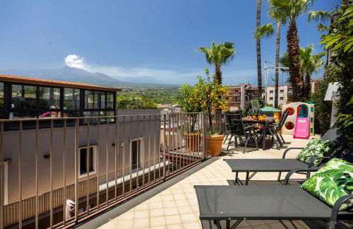 Luxury Panoramic Loft with heated pool near Catania, Taormina, the Sea and Mount Etna by SicilianRelaxingHomes - Foto 23