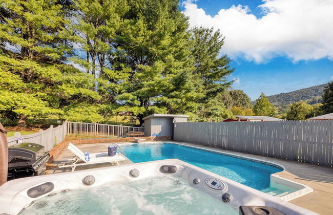 Ridge Valley by Avantstay Upscale Asheville Escape w/ Pool - Foto 21