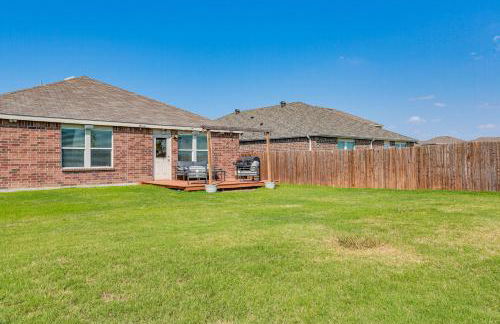 Modern Home with Private Yard and Patio in Little Elm! - Foto 24