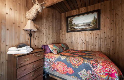 Waterfront w Hot Tub Fire Pit Deck & Water Toys - Foto 16