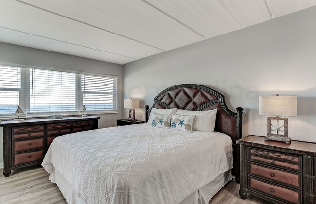 Fully Remodeled Condo with Atlantic Ocean View and Access to Private Fishing Pier by RedAwning - Foto 4