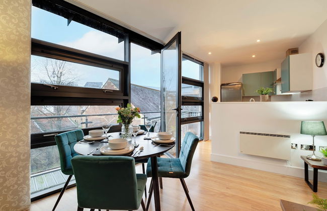 Laing Apartments - Photo 5