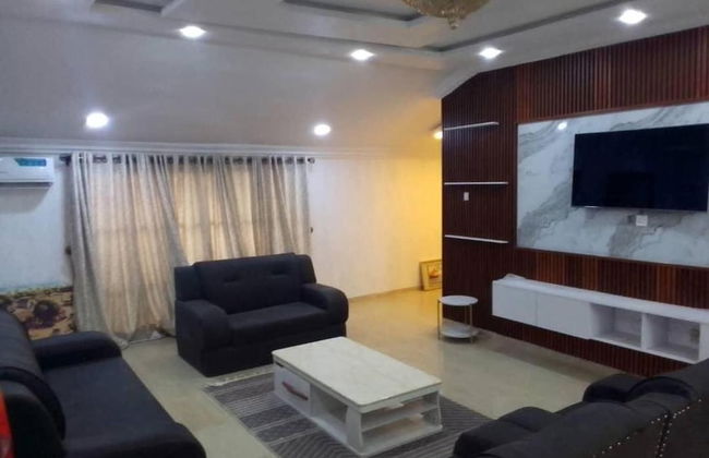 House - Sleeps 6 & Free Parking - Foto 6