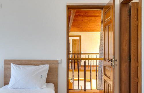 Ericeira Vila Martinho - Piscina e Vista Mar, by Hopstays - Foto 17